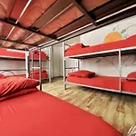 Lola Backpacker's Hostel