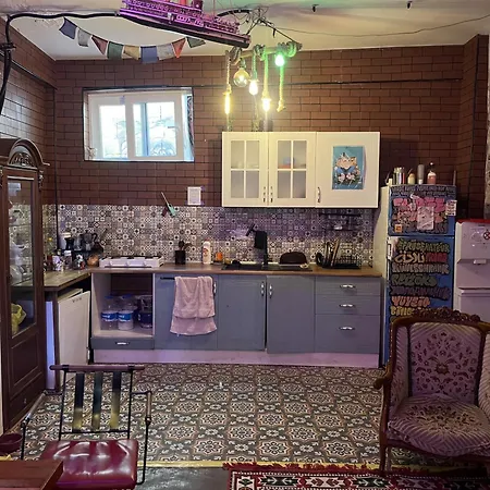 Vandrarhem Lola Backpacker's *